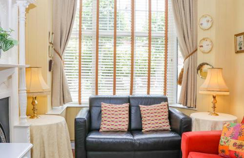 Little London - Photo 5