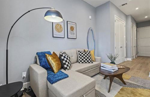 Trendy 1BR w 10ft Ceilings FREE Parking Pet Friendly - Foto 24