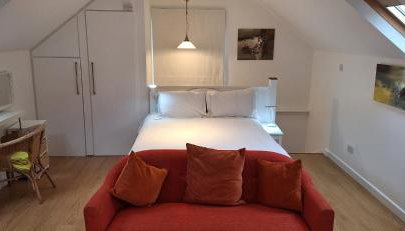 The Coach House Studio Apartment - Foto 3