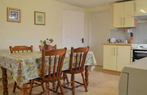 East Monkton Farm Cottage - Photo 6