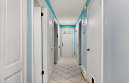 Salty Dolphin by Bayley Vacation Rentals - Foto 9