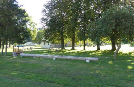 Gut-Rattelvitz-Galerie-D-hochwertig-Sauna-Kamin-eTankstelle-Spielscheune-15-000qm-Parkland - Photo 42