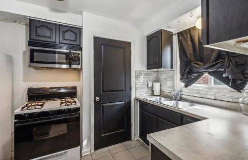 Queen G2 Mansion 3 Bedroom Home by RedAwning - Foto 22