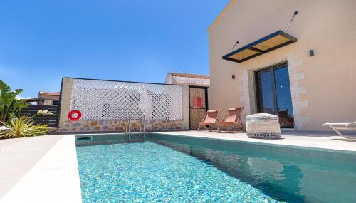 Kefalas Luxury Villas Patitiri with Private Pool - Foto 2, sunbed