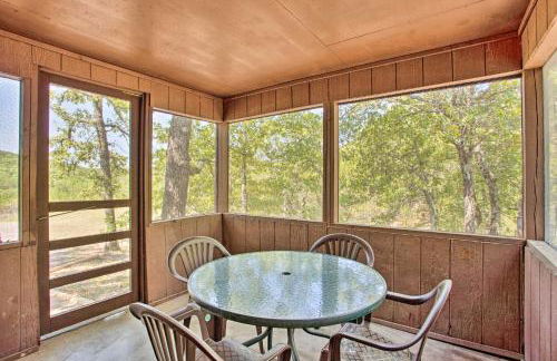 Cozy, Secluded Davis Cabin on 60 Wooded Acres - Foto 15