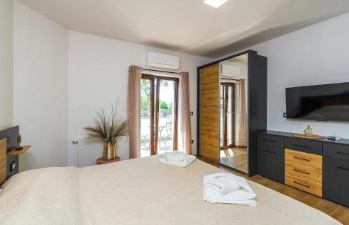 Gorgeous Home In Sajini - Foto 28