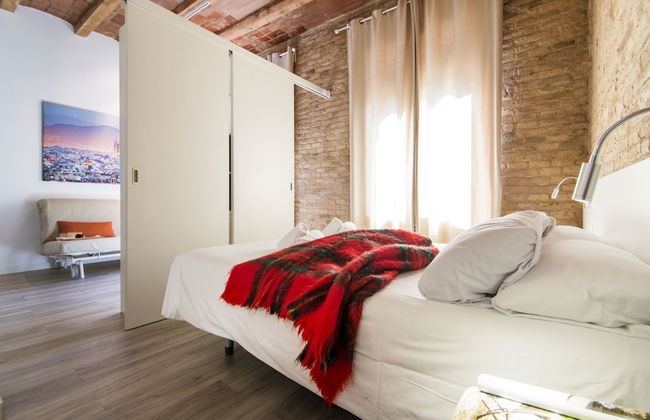 Happy People Sagrada Familia - Foto 74