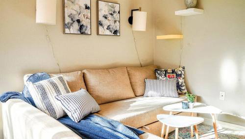 Colorful downtown condo, 2 bedrooms, king bed - Foto 5