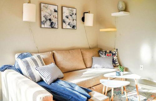 Colorful downtown condo, 2 bedrooms, king bed - Foto 5