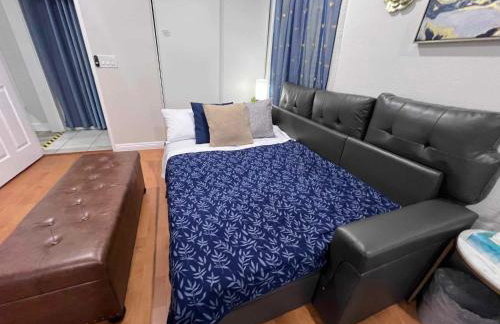 NEW! 2-Bedroom Fontana Guest House close to Kaiser Permanente - Photo 12