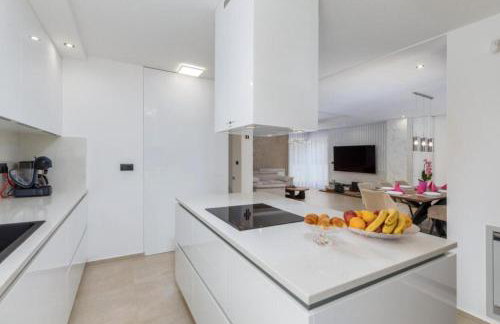 Villa Ana Škicini for 10 people with heated pool, kids activities and sea view near Novigrad - Foto 20