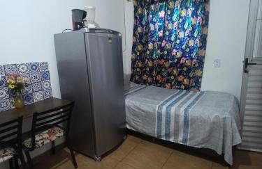 Kitnet Mobiliada Espaço inteiro - Foto 6