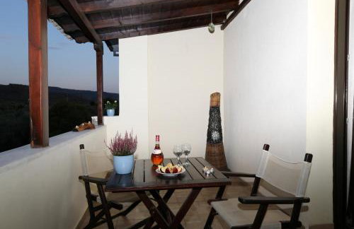 Palirria Hotel & Studios - Photo 32