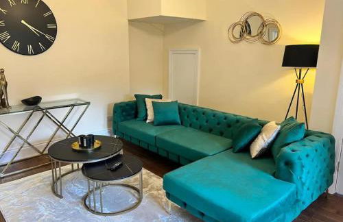 3 Bed - Sleeps 7 - Free Parking - Central Location - Foto 1