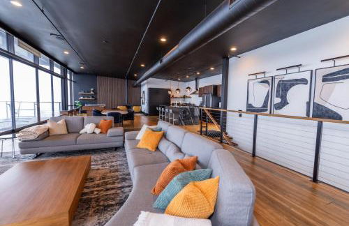 Secluded Dream Home with Hot Tub and Full Gym on 20 Acres - Foto 16