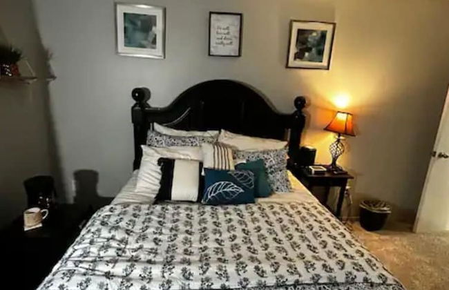 New-20p off-Uptown Love MPLS next to Fun - Foto 11