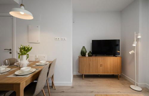 New cozy 2-bedroom apartment in Estepona center - Photo 5