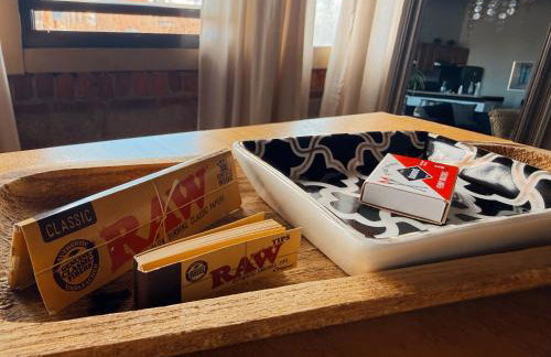 420 Friendly SKYLINE view Downtown Loft FREE Parking - Foto 20