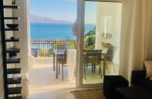 Cloudberry - Photo 7