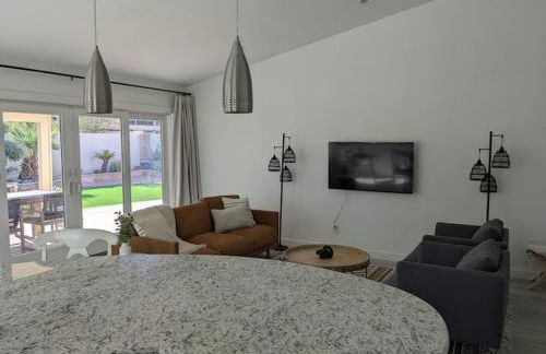 Heated Pool - Spacious, Cheerful Home 5br/3bath - Foto 5