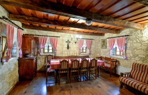 Hiža Golubić - Foto 1