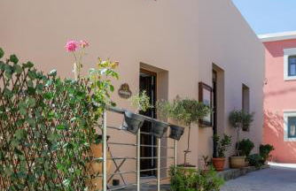 Klodian Suites - Photo 3