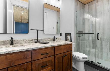 Blue Heron & Gray Fox by Avantstay 2 Lakefront Homes, Sleeps 44 Pool, Dock, Theater - Foto 132