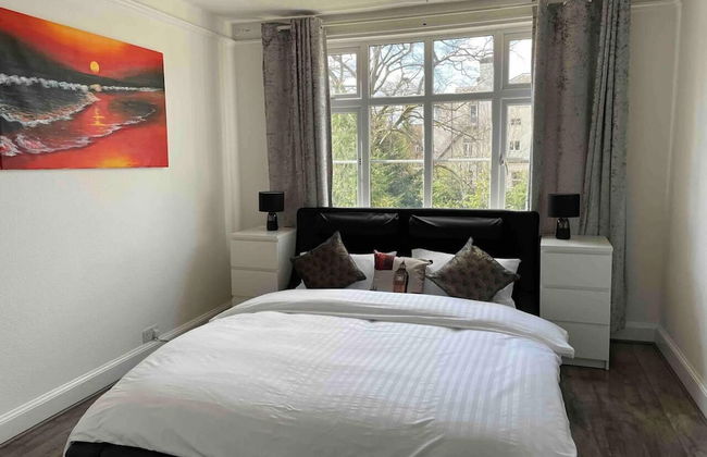 Bright and Spacious 2-bed Apartment in Sutton - Foto 7