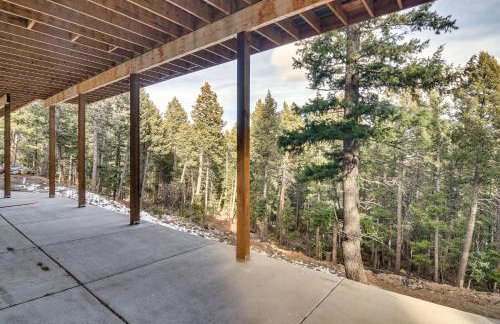 Great for Gatherings! Evergreen Getaway with Hot Tub - Foto 38