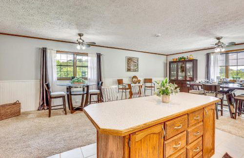 Spacious Ohio Family Home on 5-Acre Property! - Foto 10