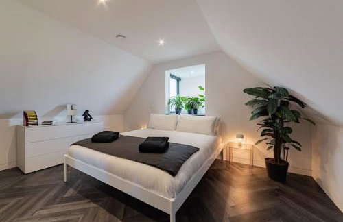 The Bowie is a David Bowie themed Smart House - Foto 73