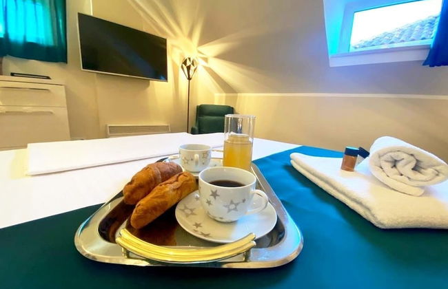 D & Sons Apartments - Photo 37