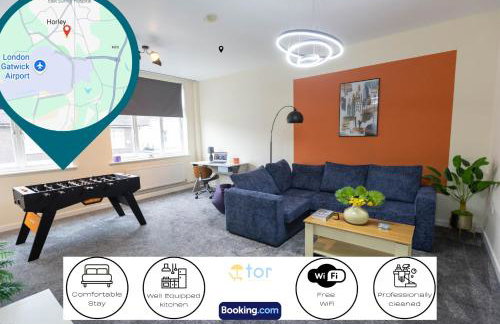 Large 2 Bedroom Apartment By The One Retreats Short Lets & Serviced Accommodation Horley Close To Gatwick Airport - Foto 1