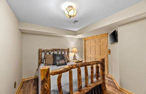 LogLand Lakehouse in Arbor Vitae WI - Foto 19