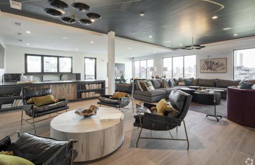 Modern 2BR Condo Near Railroad Park and UAB - Foto 38