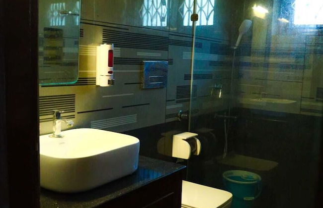 Ocean Queen Palace - Photo 16