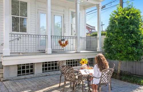 Charming 2BR on Carondelet by Hosteeva - Foto 76