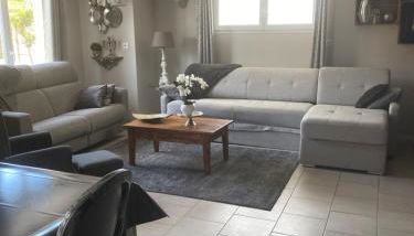 Le Petit Clos Des Camélias, gîte PMR proche de la plage - Foto 5