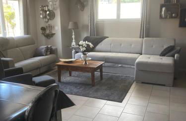 Le Petit Clos Des Camélias, gîte PMR proche de la plage - Foto 5