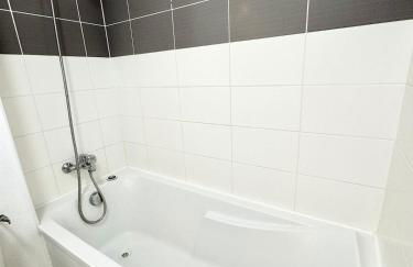 Comfortable Holiday Home Close to a Golf Course in Brittany - Foto 36