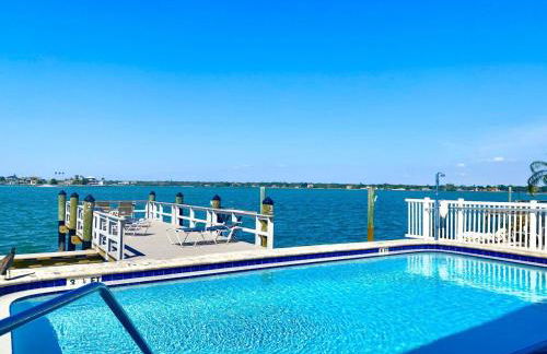 107-Waterfront-Walk to beach-Lovely - Foto 66