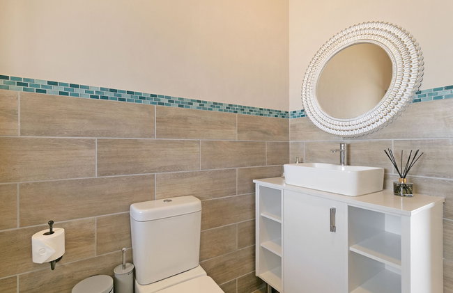 Sea Spray B404 by HostAgents - Photo 9