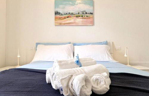 Centro Piazza Wi-Fi AC Balcony Design by WE HOST YOU - Foto 23