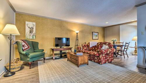 Single-Story Fairfield Bay Condo with Deck! - Foto 4