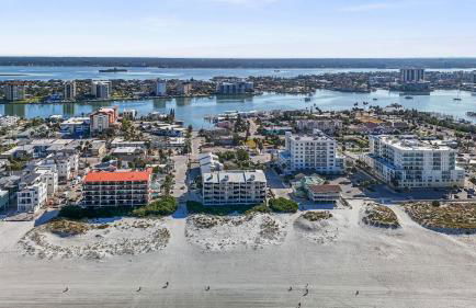 Newly Reno Beachfront Escape I Steps to Beach - Foto 41