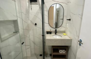 Apto Moderno Copacabana - 4 hóspedes - Localização Excelente! Próximo a praia! - Foto 14