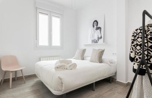 Espacioso 3 hab dobles 2 baños, junto Ayuntamiento - Foto 8