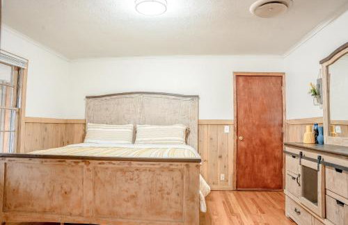 Spacious 4 Bedroom Home with 5 Beds near Interstate 40 in Amarillo, TX - Foto 10