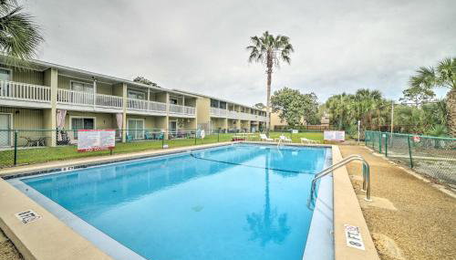 2 Mi to Beach! Bayside PCB Escape with Pool Access - Foto 3