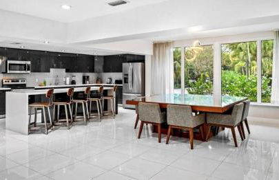 Miami's Exclusive Lagoon Villa - Foto 36